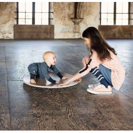Wobbel 360 blank gelakt met gerecycleerd vilt - baby muis