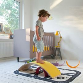 Wobbel Original blank gelakt met vilt mosterd